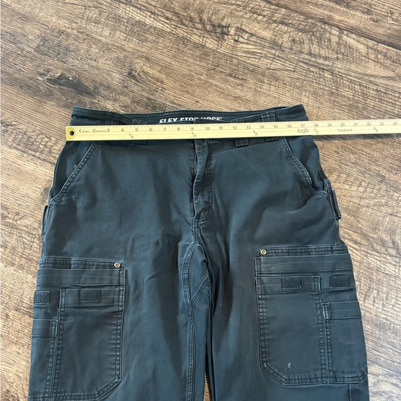 Duluth Trading Pants Mens 36x30 Black Flex Fire Hose Straight Stretch Pant - Picture 6 of 11